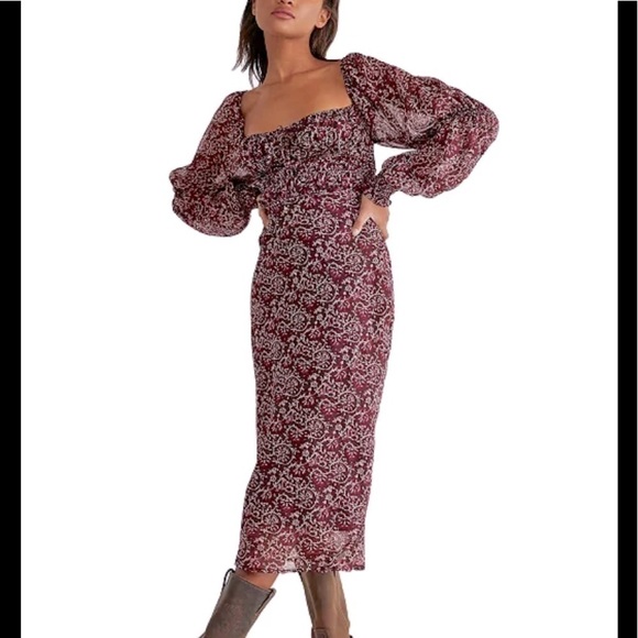 Free People Dresses & Skirts - BNWT Stunning!! Free People Floral Midi Dress